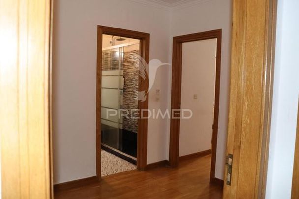 Apartamento T4 - Photo 1