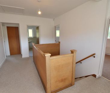 4 bedroom detached house to rent - Photo 5