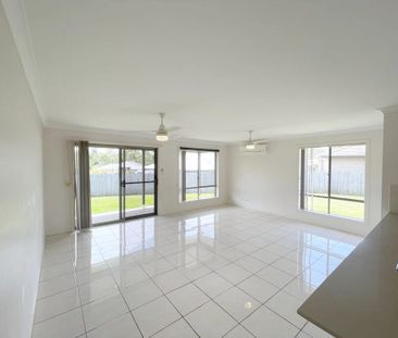 52 Ravensbourne Circuit, Waterford, QLD 4133 - Photo 5