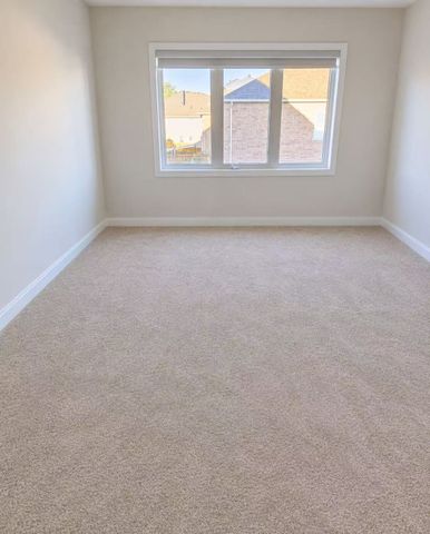 For Lease - 7 Port Arthur Crescent, Richmond Hill, Ontario - Photo 4