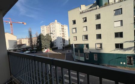 Appartement à louer 4 pièces • Lyon 7 - Photo 3