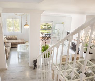 3 room luxury penthouse for rent in Marbella, Andalusia - Photo 3