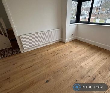 4 bedroom terraced house to rent - Photo 1