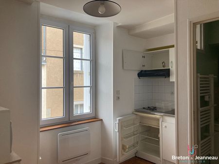 Location Appartement 1 pièce 20m² - Photo 4