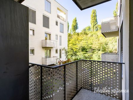 Pronájem bytu 2+kk 44 m2 - Фото 3