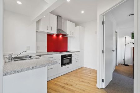 Tranquil 1 bedroom unit, $425 incl bills - Photo 4