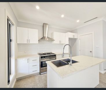 Four Bedroom Family Home - Photo 4