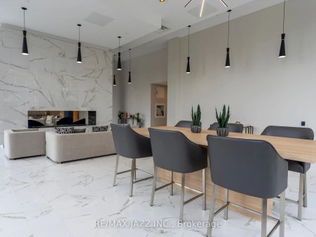 80 Bond Street E #1220 - Photo 3