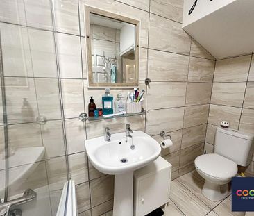 3 bedroom terraced house to rent - Photo 6