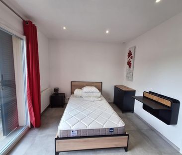 Location Maison 1 pièce 17m² MARTIGNAS SUR JALLE 33127 - Photo 1