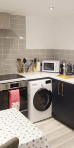 Ty Ddewi Apartment, The Crescent - Photo 3