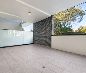 Well maintained contemporary living - Photo 6