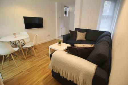 2 bedroom flat to rent - Photo 5