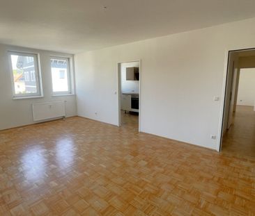 CHARMANTE WOHNUNG DIREKT IN GALLNEUKIRCHEN MIT IM INNENHOF - Photo 2