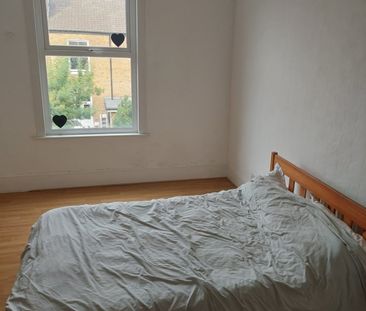 Room in a Shared House, Winslade Road, SW2 - Photo 5