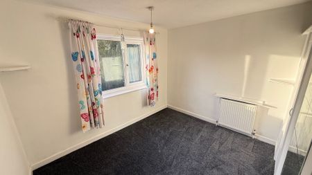 Wadsworth Road, Rotherham, Bramley - Photo 3