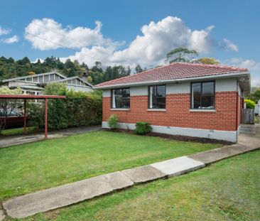 A refreshed decor and easy location! - Photo 5