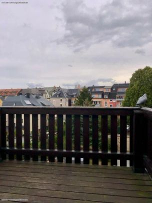 2 Zimmer im Dachgeschoss mit tollem Blick vom Balkon! - Photo 1