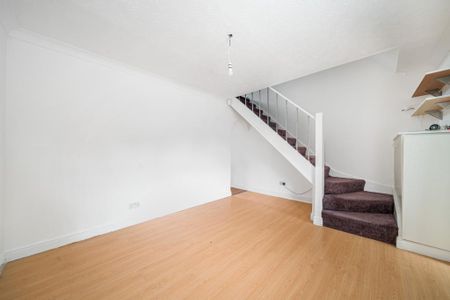 Bracewell Close, Manchester, M12 - Photo 3