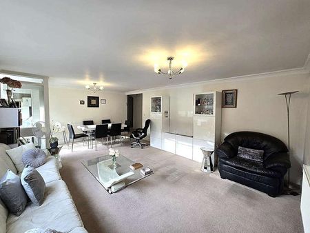 Dolphin Court, Woodlands, NW11 - Photo 4