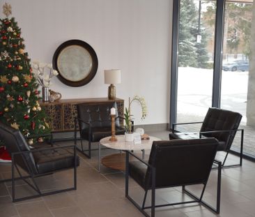 For Lease - 4700 Highway 7 N/A Unit# 318, Vaughan, Ontario - Photo 1