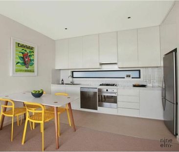 8 Yellow Box Lane, Burwood VIC 3125 - Townhouse For Rent | Domain - Photo 4