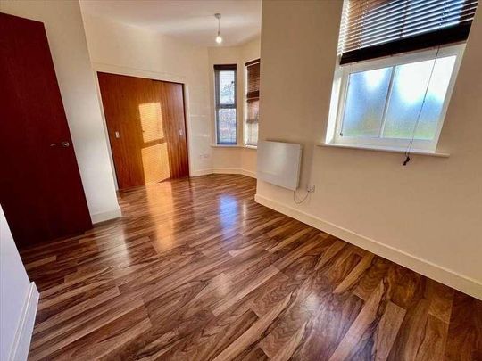 Arlington Court,hawtrey Close, SL1 - Photo 1