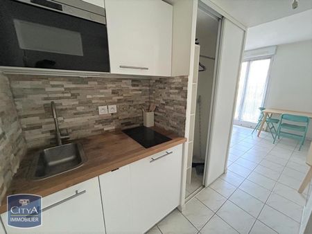 Location Appartement 1 pièce 18m² AIX EN PROVENCE 90ème - Photo 2