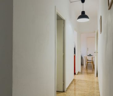 Single cozy room in Poble Sec district - Photo 4