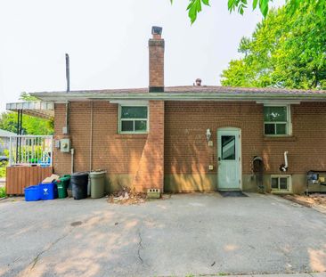 For Lease - 53 Newbury Drive Unit# Basement, Newmarket, Ontario - Photo 4
