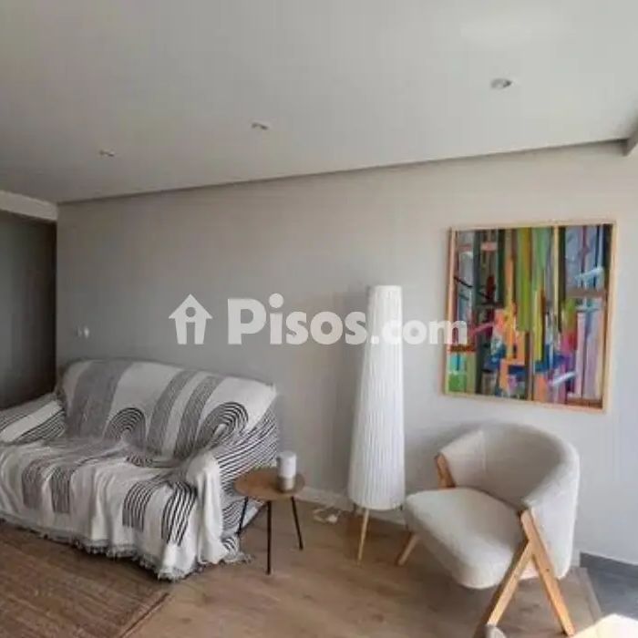 Piso en alquiler en Calle del Doctor Aquilino Hurlé - Foto 1