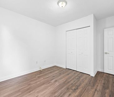 For Lease - 69 Rockcliffe Boulevard Unit# Main Floor, Toronto, Ontario - Photo 2