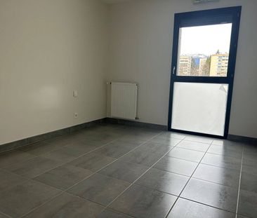 Location appartement 2 pièces 47.72 m² à Ferney-Voltaire (01210) - Photo 2