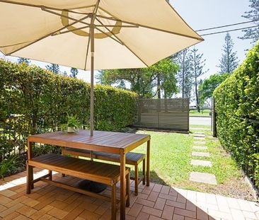 BEACHFRONT UNIT WITH PRIVATE COURTYARD - Photo 3