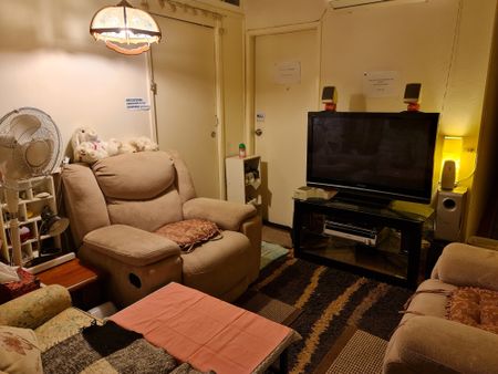 Cabramatta - Photo 2