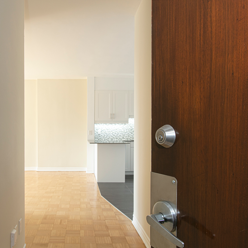 Cedar Plaza - Studio - Photo 1