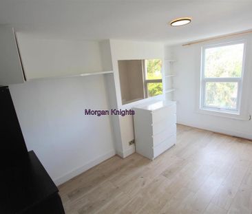 3 bedroom apartment to rent - Photo 5