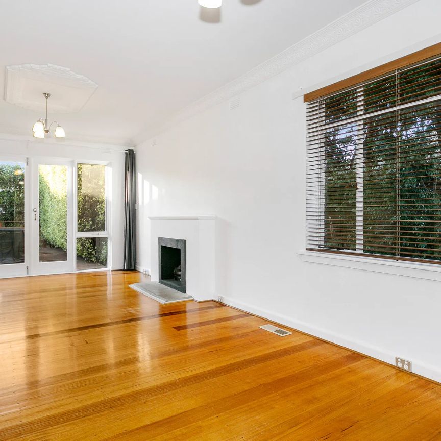 Ground Floor Unit In Perfect Location - Photo 1