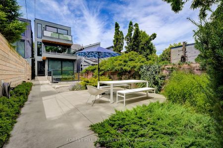 For Lease - 117 Robert Street Unit# 4, Toronto, Ontario - Photo 2