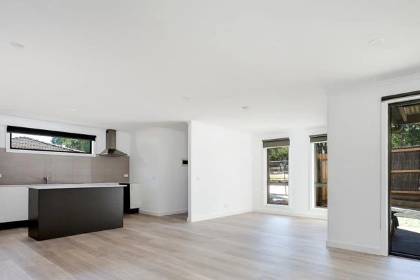 Spacious Two Bedroom Townhouse - Photo 1