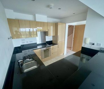 2 bedroom apartment to rent - Photo 3