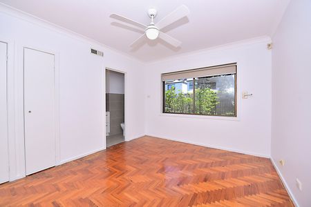 Comfortable Living in a Great Location! - Photo 3