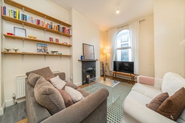 Graham Road, E8, London - Photo 1