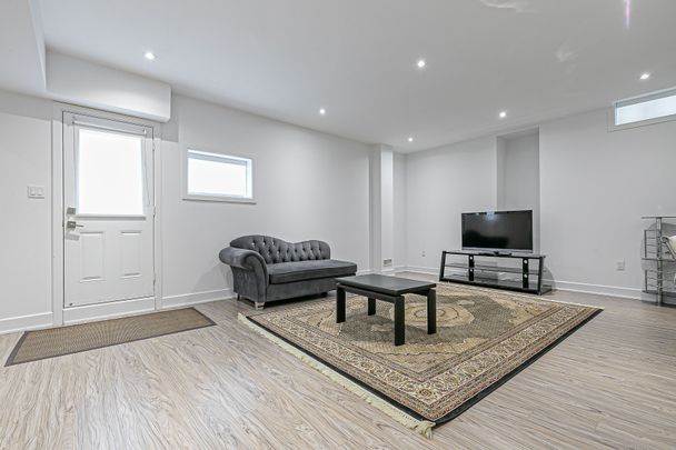 For Lease - 12 Kent Matthew Street Unit# Basement, Richmond Hill, Ontario - Photo 1