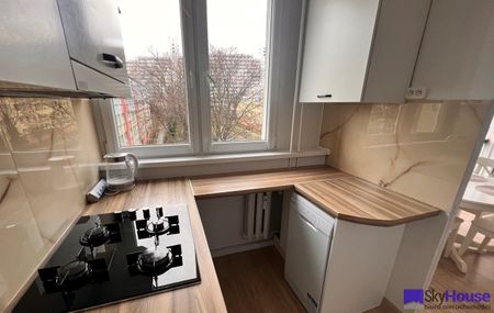 Wrocław, Krzyki, Południe, Komandorska - Zdjęcie 5