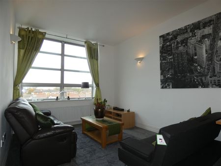 1 bed apartment to rent in The Wills Building, Wills Mews, NE7 - Photo 3