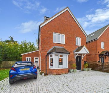 4 bedroom detached house to rent - Photo 4