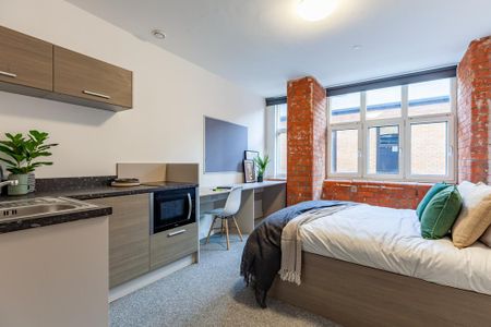 Studio to rent - Photo 2