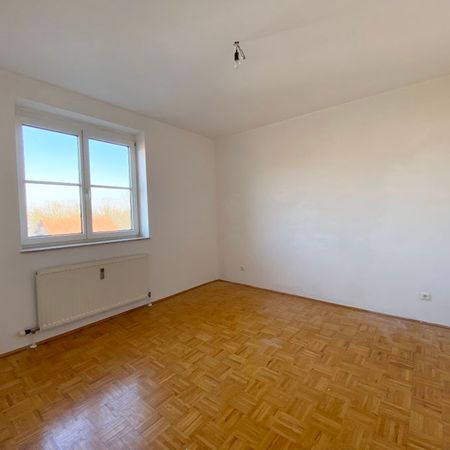 Geförderte 3-Zimmerwohnung mit Loggia und Einzelgarage - Photo 3