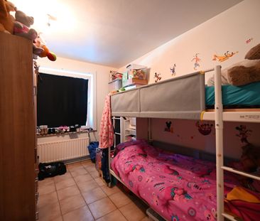 Gelijkvloers appartement nabij het bruisende centrum van Roeselare - Foto 1
